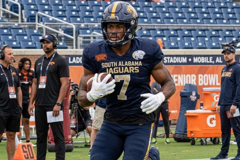 Illustration for the news story: South Alabama’s Courtney Smith Draws Mixed but Growing Attention at Senior Bowl Practice