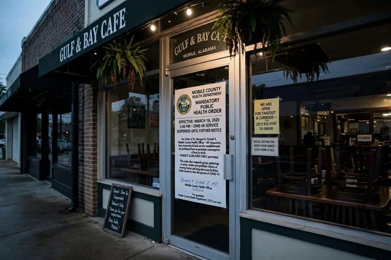 Illustration for the news story: Mobile County Issues Mandatory Health Order Suspending Dine-In Service, Restricting Gatherings to Slow COVID-19