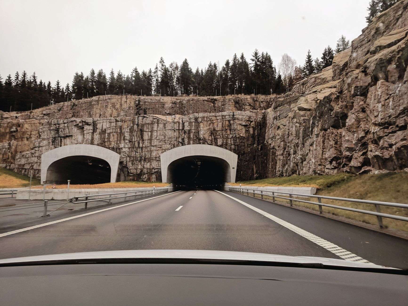 Highway tunnel entrance, representative of a downtown roadway tunnel closed for repairs