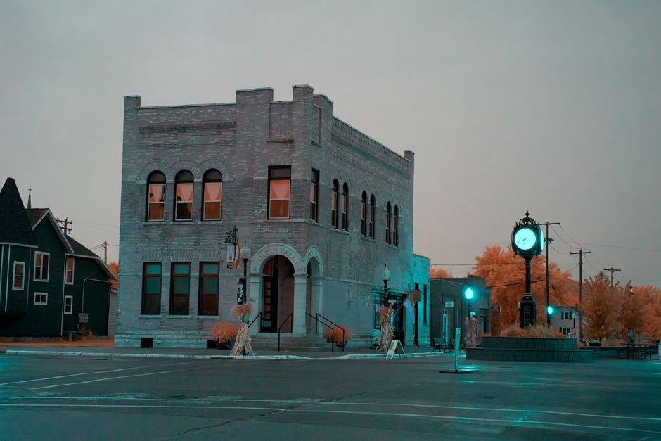 Clock tower and plaza representing Foley's centennial celebration