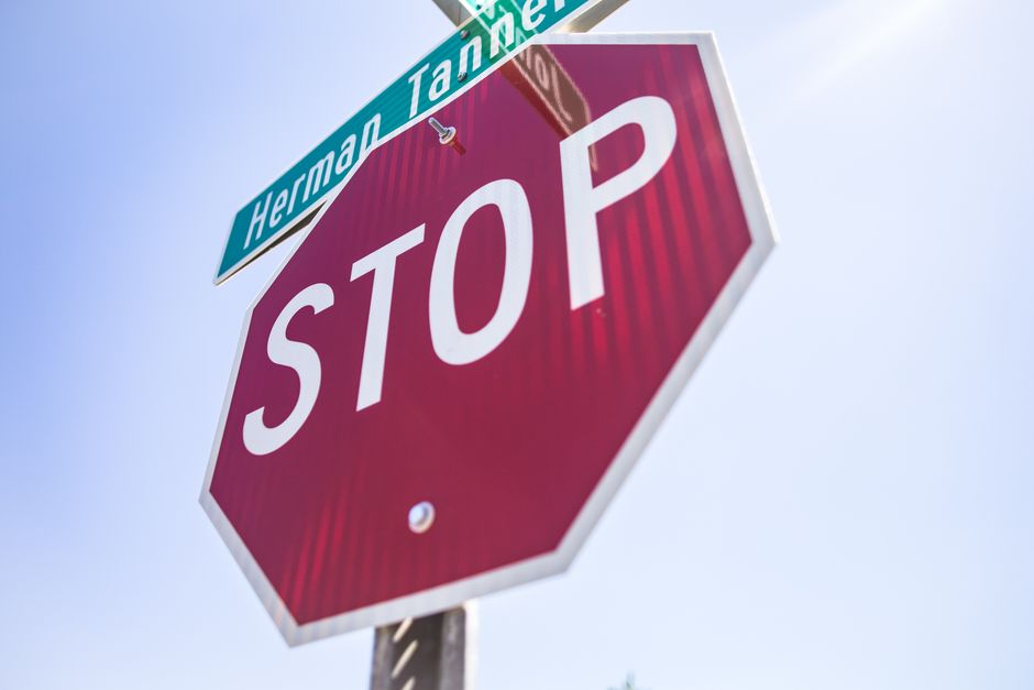 Intersection in Tillmans Corner, Alabama