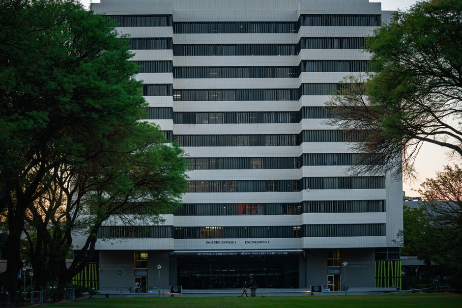 University of South Alabama campus building