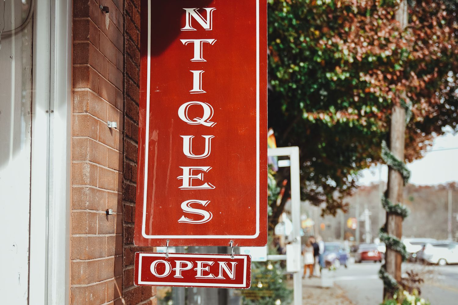 Locally owned storefront business in downtown Baldwin County, Alabama
