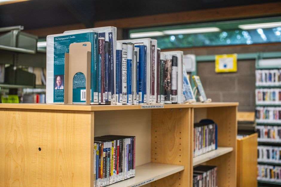 Fairhope Public Library announces September events for young adults, crafters and plant lovers