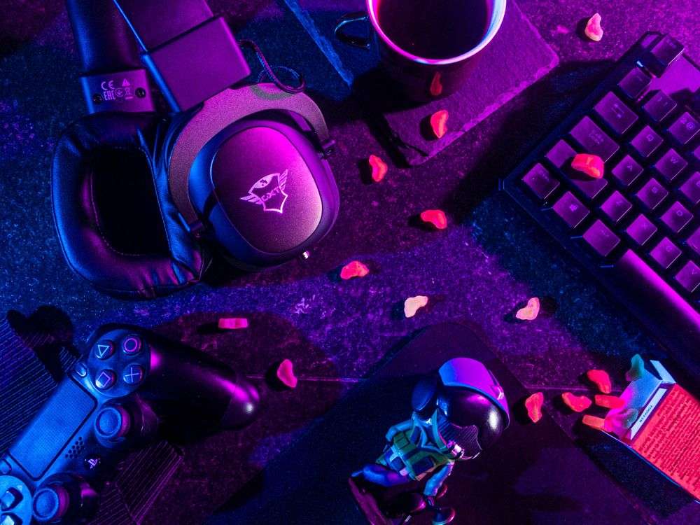 Students competing in high school ESports gaming tournament