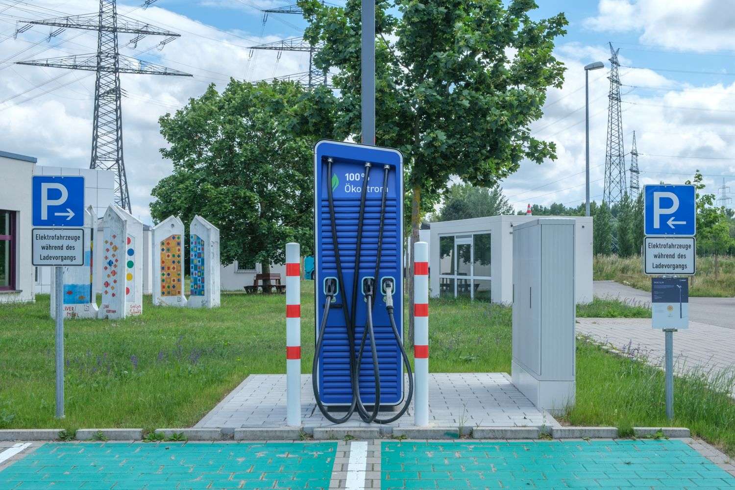 Electric vehicle charging station at a Lucedale, Mississippi credit union