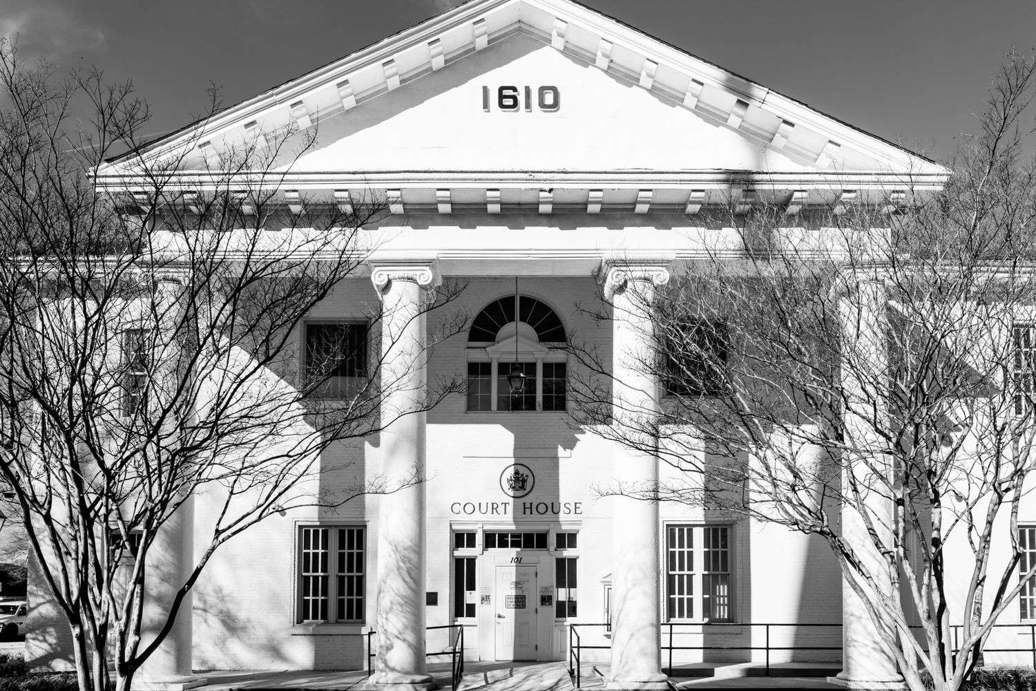 Exterior of an Alabama courthouse