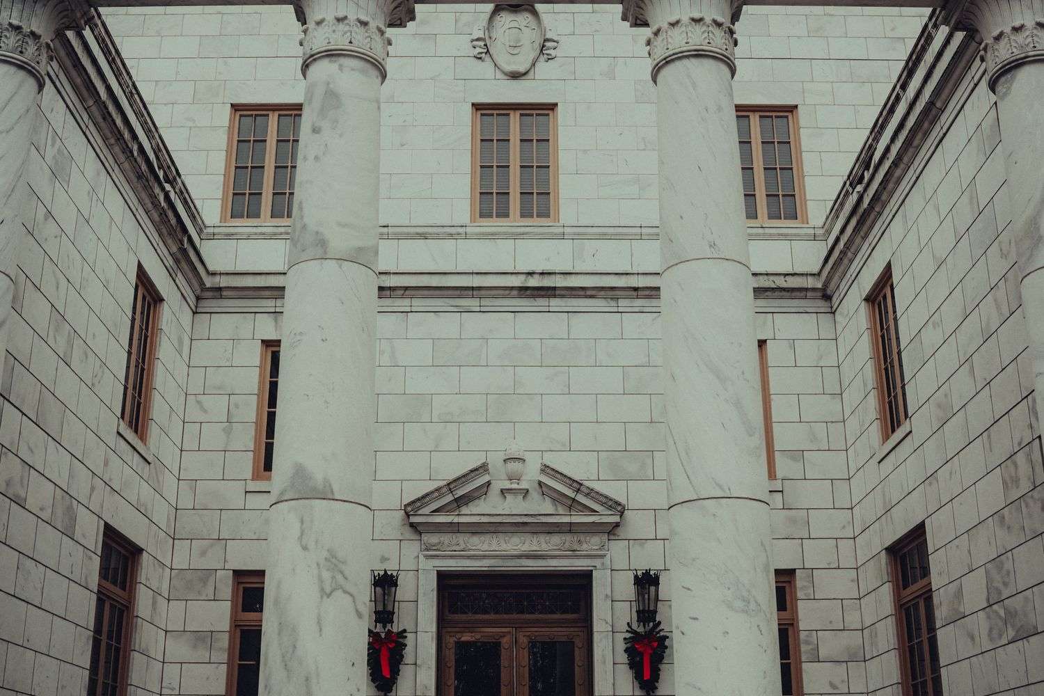 A courthouse building in Mobile, Alabama