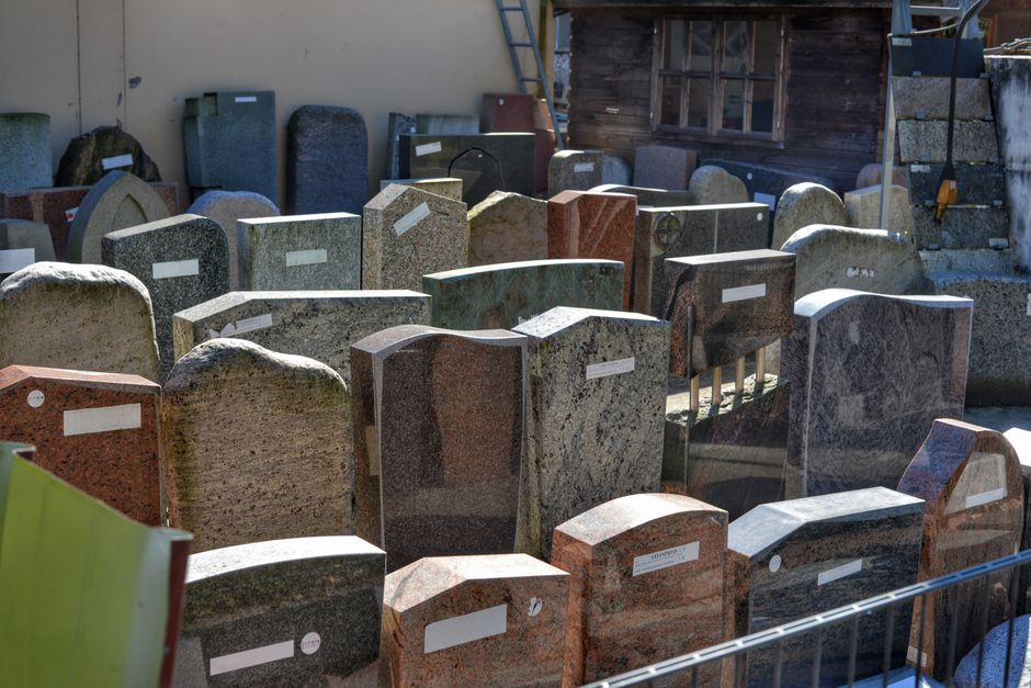 Rows of headstones in a cemetery in Baldwin County, Alabama