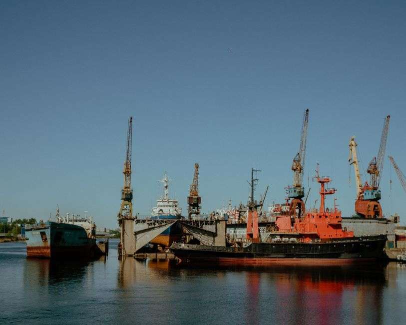 Shipbuilding yard with a vessel under construction