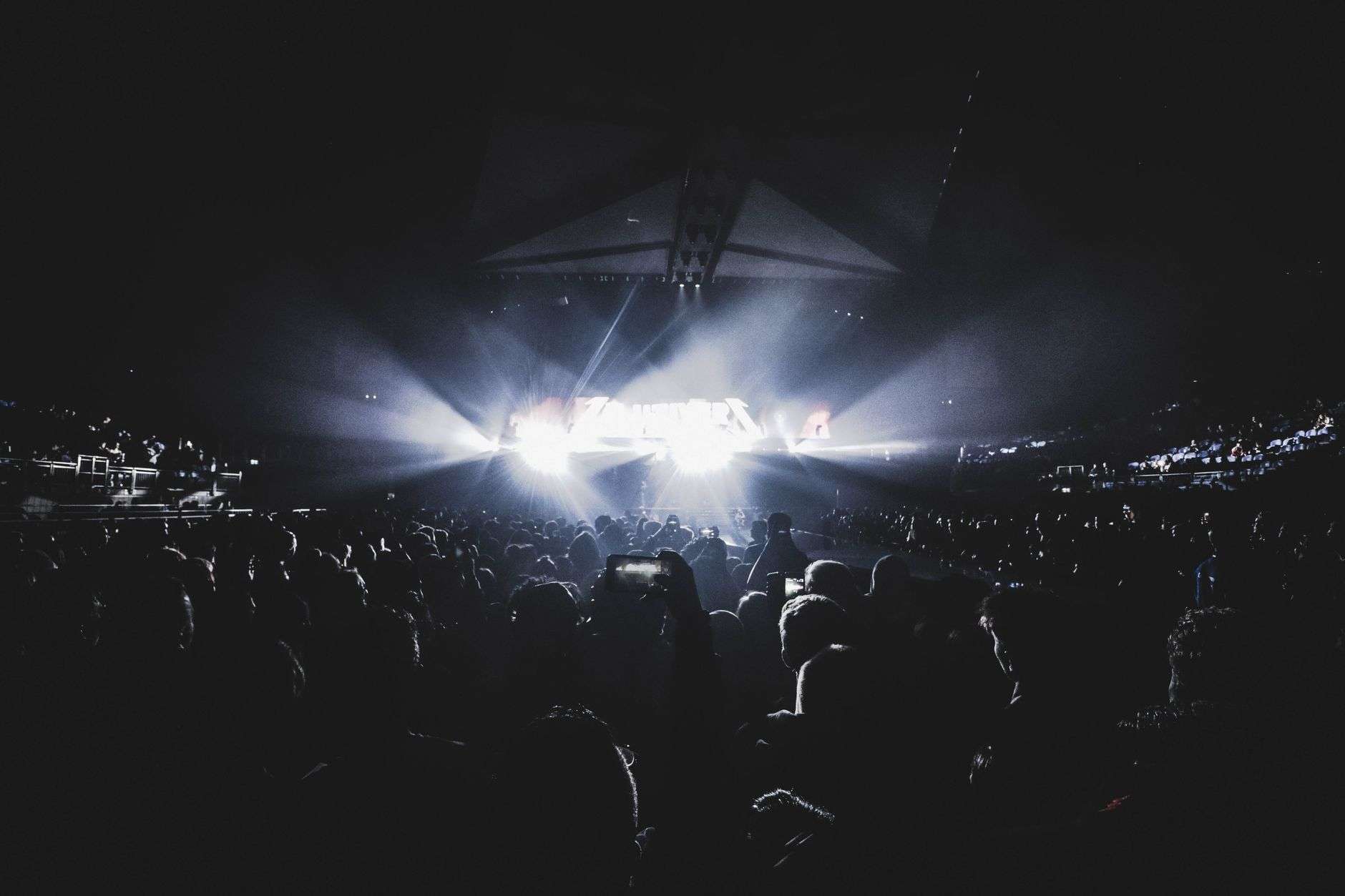 Arena stage with lighting rig before a performance